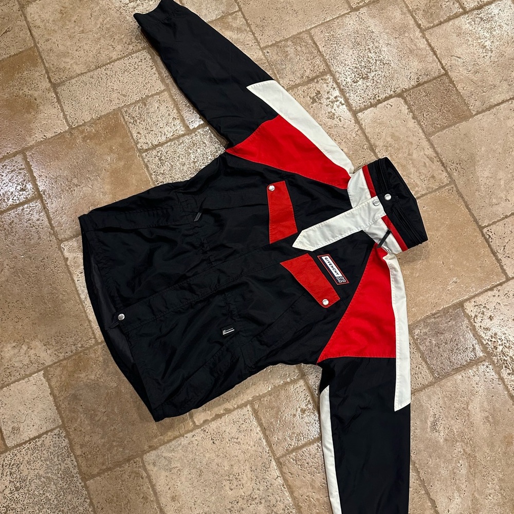 Givenchy Vintage Sports Sailing Zip Up Black / Red Jacket - Picture 3 of 16